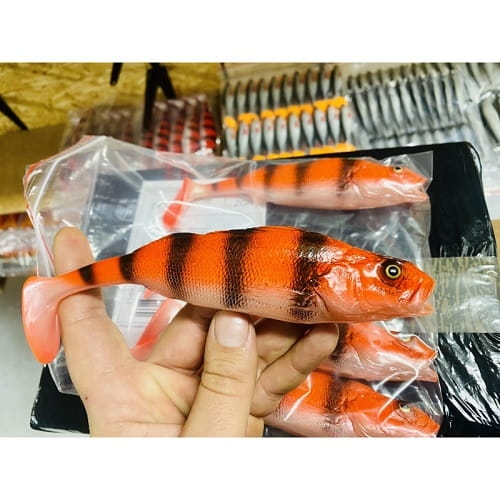 Guma SEWRO Okoń 18 cm pomarańczowy.jpg