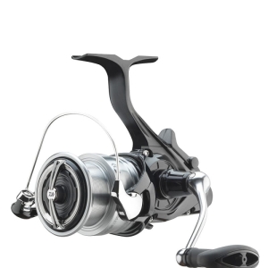Daiwa Kołowrotek 24 EMCAST BR LT2500