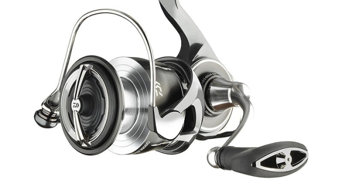 Daiwa Kołowrotek 24 Luvias LT 2500-1.jpg
