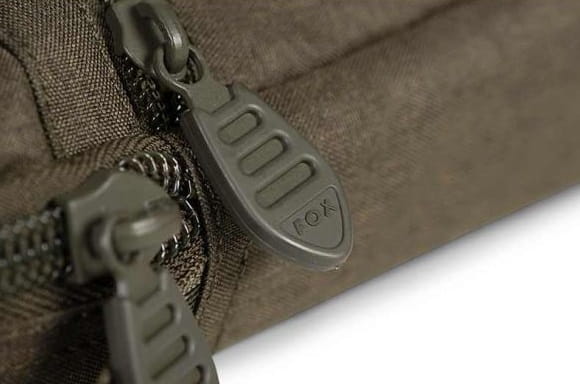 /environment/cache/images/productGfx_128266_700_700/Fox-Voyager-Shoulder-Bag123.jpg