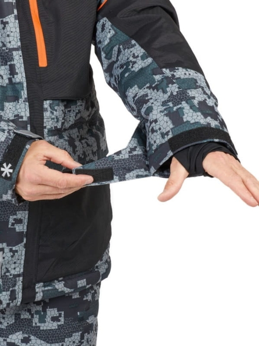 /environment/cache/images/productGfx_130175_700_700/KOMBINEZON-NORFIN-DISCOVERY-3-CAMO-XXL122333.jpg