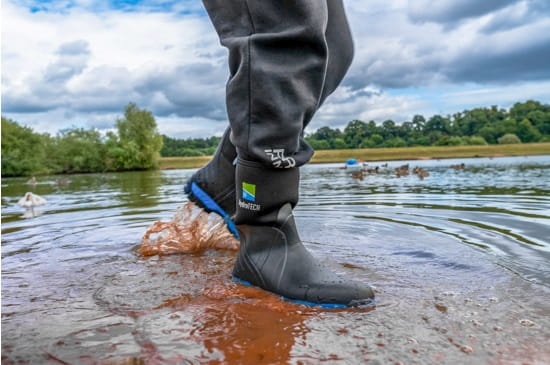 /environment/cache/images/productGfx_130780_700_700/Buty-Preston-Hydrotech-Wellie-Boots-41311.jpg