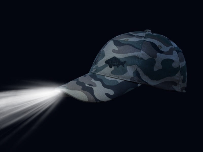 /environment/cache/images/productGfx_133081_700_700/Czapka-z-daszkiem-LED-OutLINE-Camo3.jpg