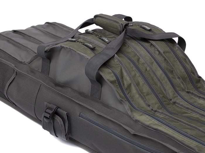 /environment/cache/images/productGfx_46554_700_700/pokrowce-na-wedki-multi-compartment-rod-bags-jb.jpg