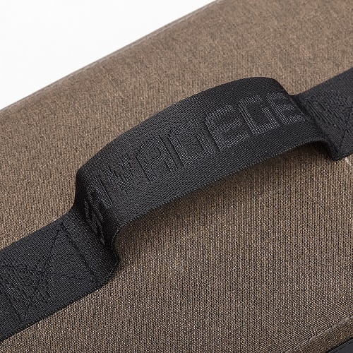 /environment/cache/images/productGfx_81949_700_700/SG-Specialist-Shoulder-Lure-Bag-2Box-16x40x22-16L.1.jpg